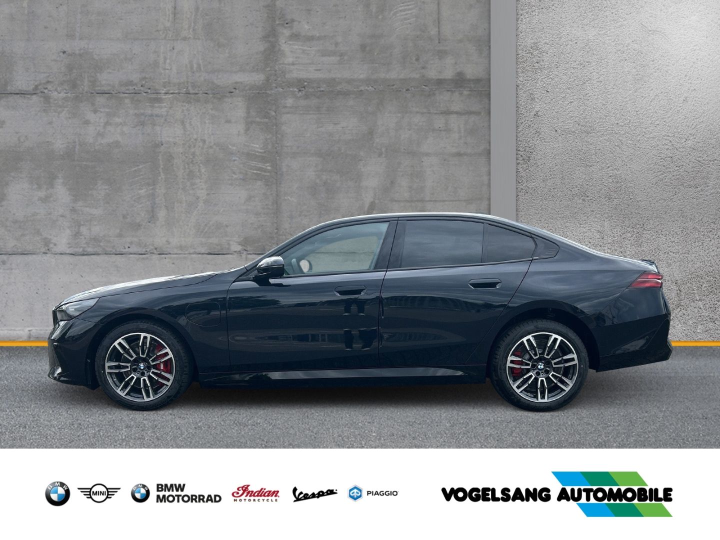 Fahrzeugabbildung BMW 550 e xDrive M Sport Park-Assistent Sportpaket H