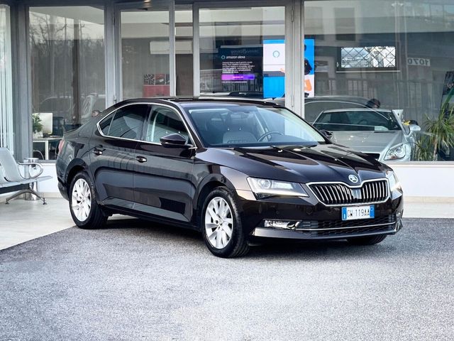 Skoda Superb 1.5 TSI ACT DSG Executive