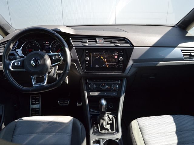 Touran 2.0 TDI DSG R-Line VOLL/STAND-HZ/PANORAMA