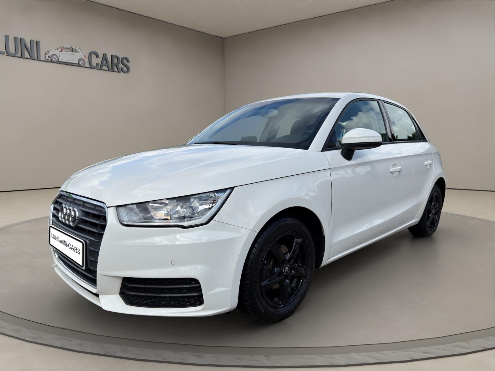 Audi A1 Sportback Ultra 5-türig / Navi / PDC / LED