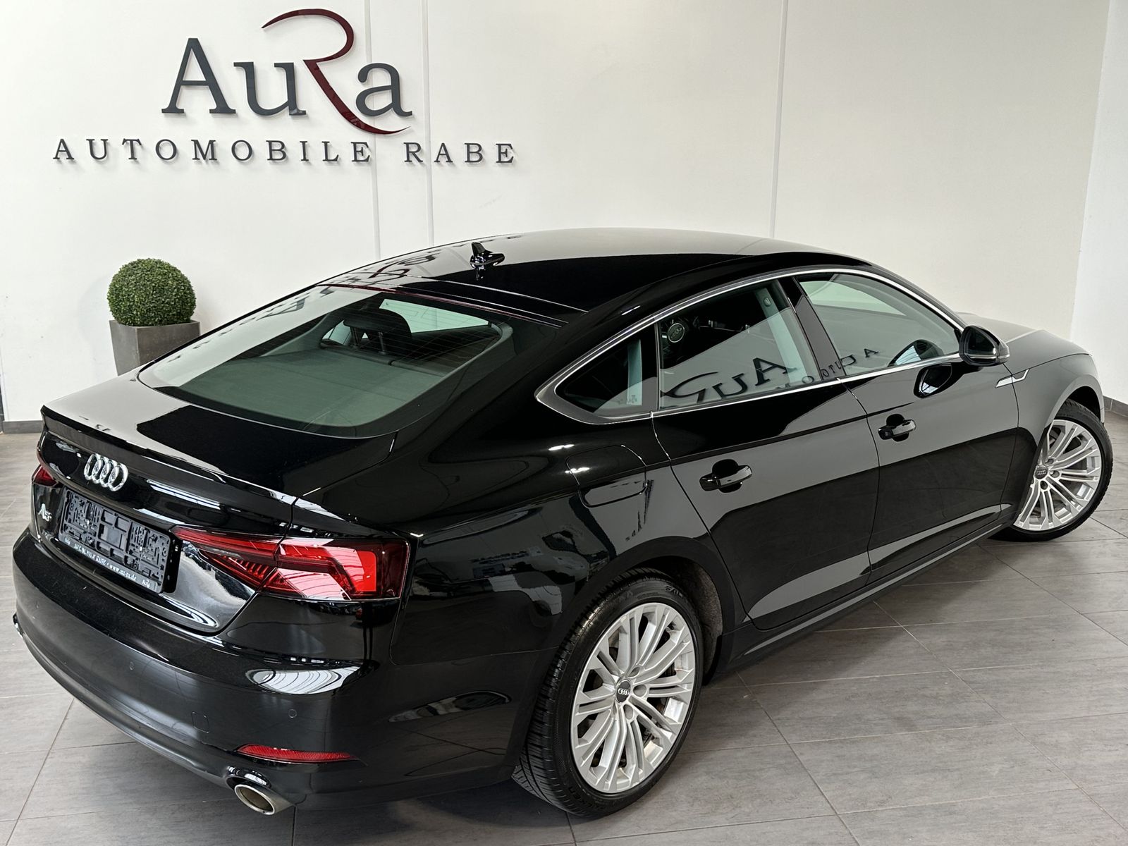 Fahrzeugabbildung Audi A5 SpB 35 TFSI Aut. NAV+XEN+SHZ+TEMPOMAT+18ZOLL