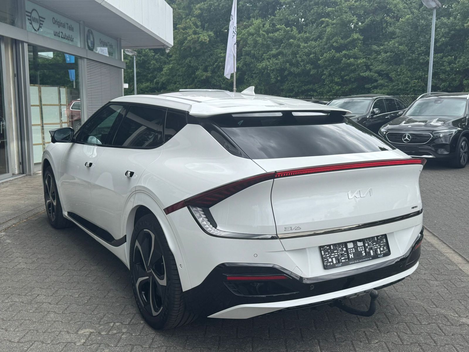 Fahrzeugabbildung Kia EV6 GT-Line 4WD WERKSGA+PANO+MEMO+HEAD+ACC+360°