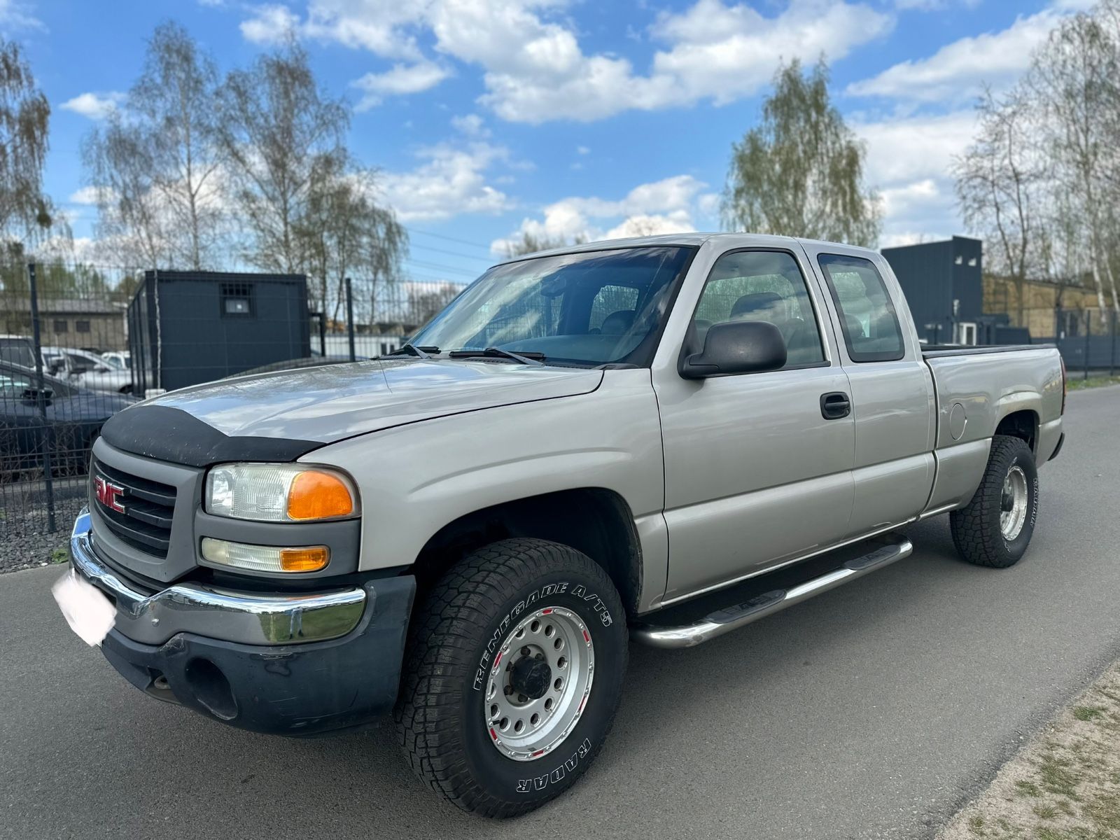 GMC Sierra 5,3 V8!4x4 Allrad!Doppelkabine! Benzin