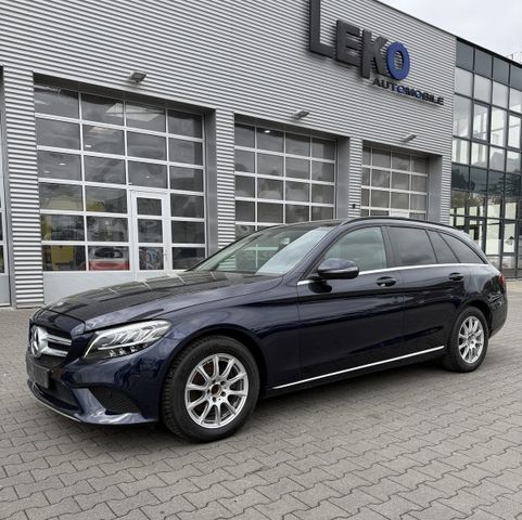MERCEDES-BENZ C 180d T AMG Kamera/ Leder/ Tempomat/ 16''