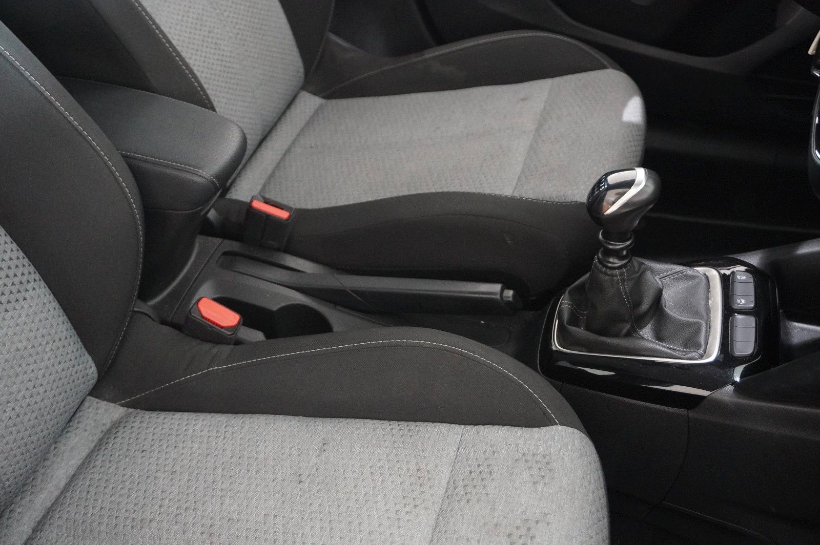 Fahrzeugabbildung Opel Corsa F 1.2 FACELIFT NAVI/LED/KAMERA/VIRT./DAB+