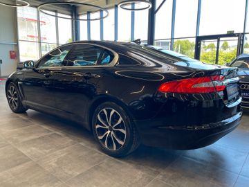 Jaguar XF 2.2 Diesel *LEDER*KAM*NAVI*PDC*SZHZ*XENON*