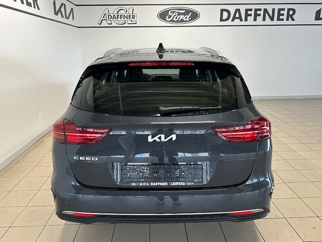 Fahrzeugabbildung Kia Ceed_sw Spirit T-GDI LaneASS Navi SHZ LED Kamera