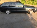 Mercedes-Benz E 320  - Mercedes E-Klasse 7-Sitzer