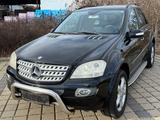 Mercedes-Benz ML 320 CDI 4 MATIC*SPORTPAKET*LEDER*NAVI*PDC* - gebrauchte Mercedes-Benz ML 320 aus dem Jahr 2006