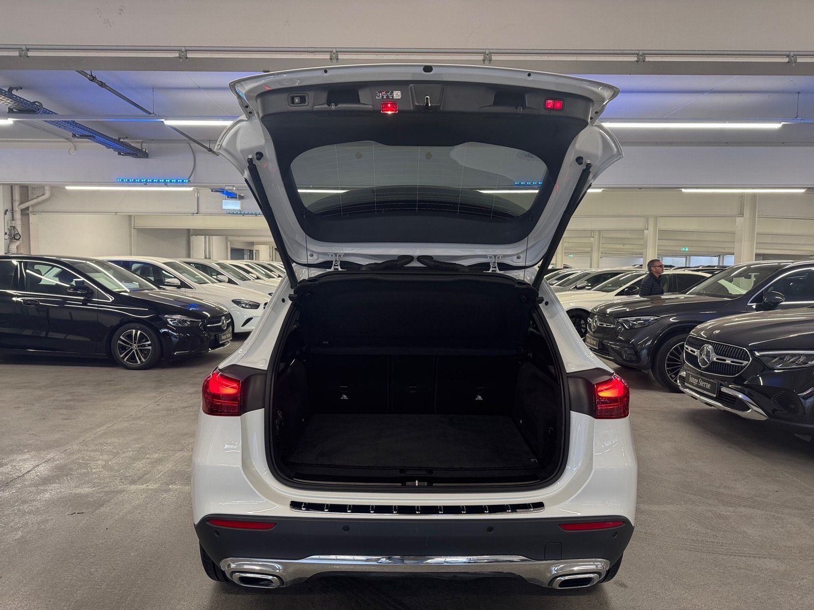 Fahrzeugabbildung Mercedes-Benz GLA 220 d 4M Progre*AHK*STDHZG*Distr*TOT*Multibe