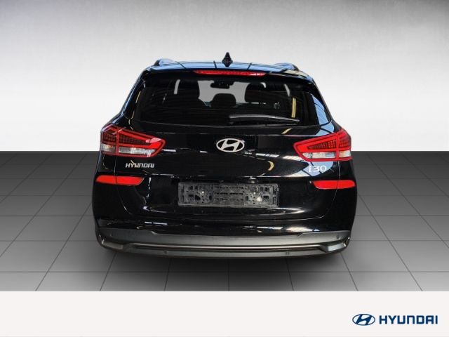 Fahrzeugabbildung Hyundai i30 FL Kombi MY25 1.5 T-GDI 140 PS DCT Advantage