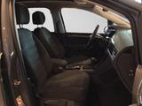 Volkswagen Touran 2.0 TDI DSG Highline REAR VIEW NAVI KEYLE - Volkswagen Touran mit Diesel-Antrieb