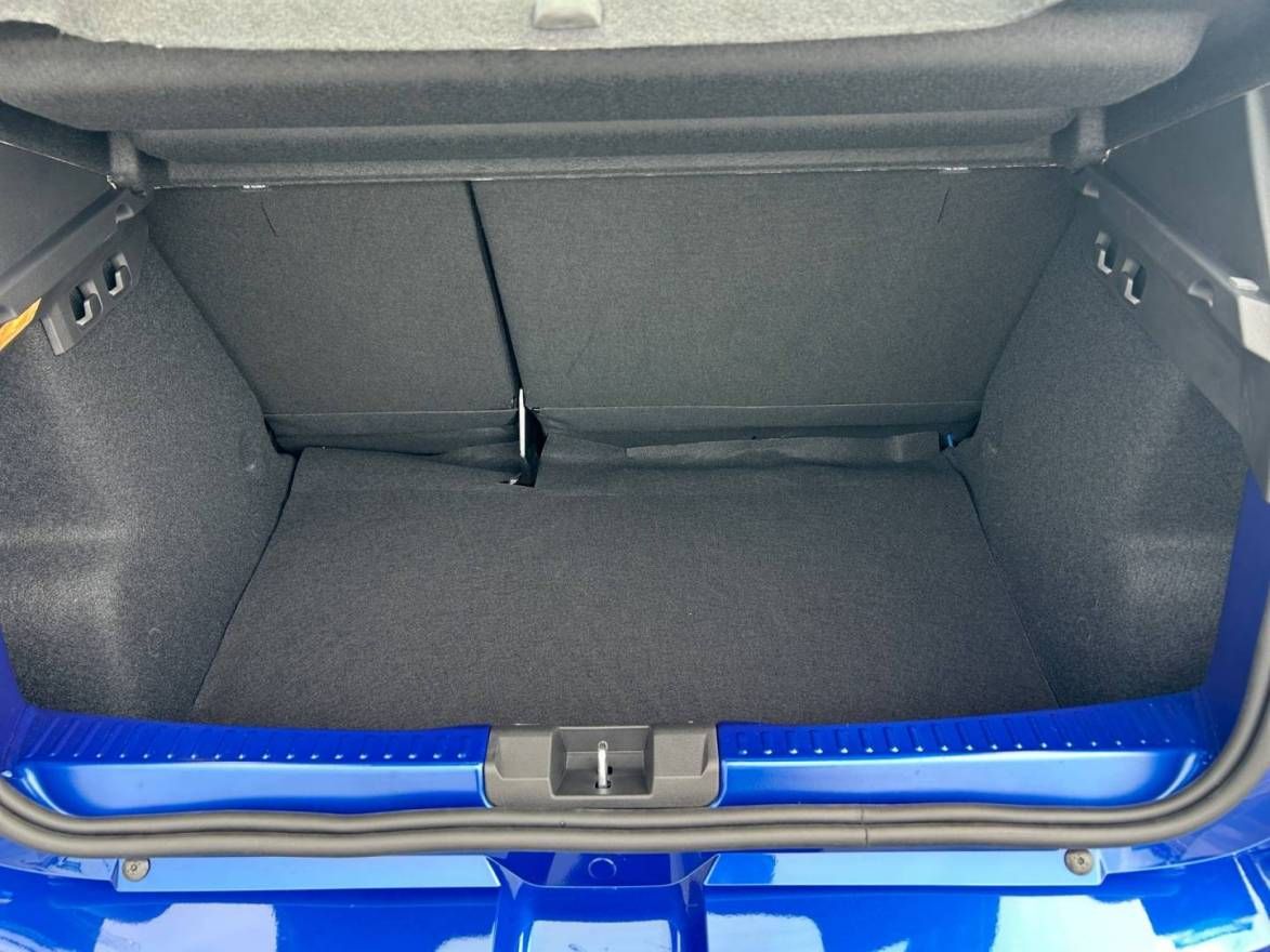 Fahrzeugabbildung Dacia Sandero Expression TCe 100