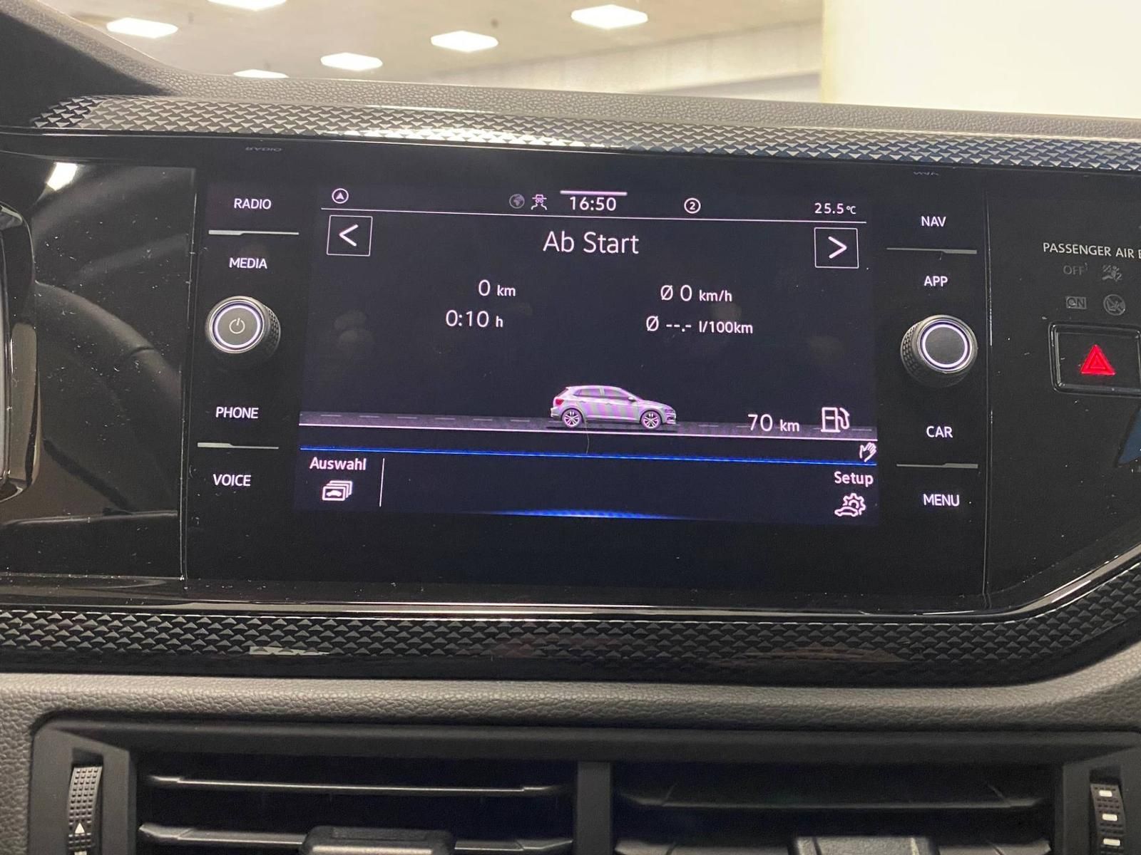 Fahrzeugabbildung Volkswagen Polo 1.0 TSI Life APP+KLIMA+KAMERA+PDC+SITZHEI++