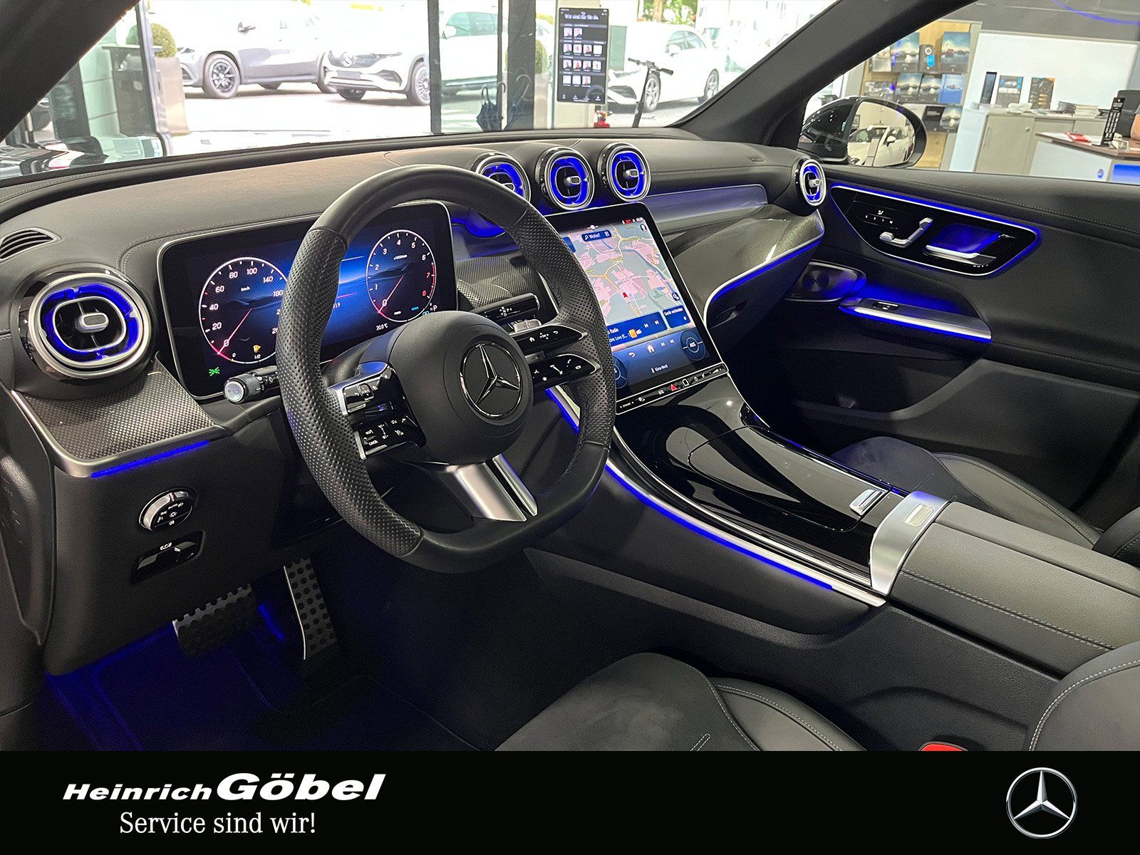Fahrzeugabbildung Mercedes-Benz GLC 300 4M EDITION-AMG+PANO+AHK+360°+MEMORY+LED