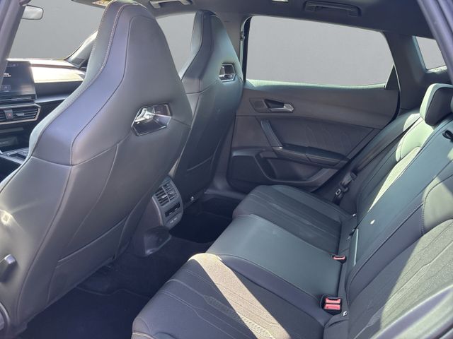 Formentor VZ e-HYBRID 245PS+AHK+El. Panodach+Nav