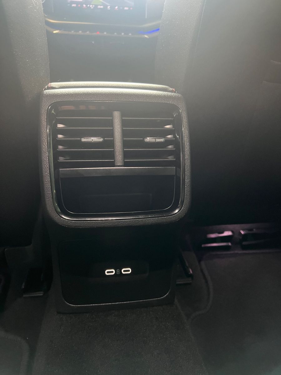 Fahrzeugabbildung SKODA Octavia Combi RS *HEAD*ACC*KAMERA*LED*VIRTUAL*