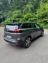 Peugeot 5008 GT 2.0 Blue HDI 180 / 7-Sitzer  - Peugeot 5008 mit Diesel-Antrieb: Navigationssystem