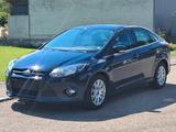 Ford Focus Lim. 1.6 EcoBoost Titanium * PDC/MFL - Ford Focus aus 2011: Titanium