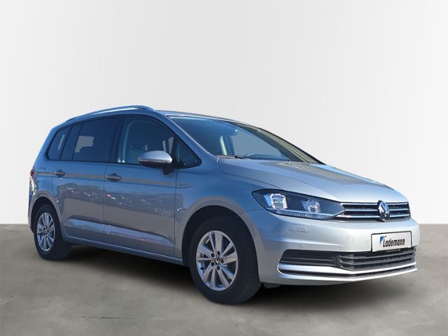 Touran 1.5 TSI DSG 7-SITZER AHK+RFK+ACC+NAVI+PDC