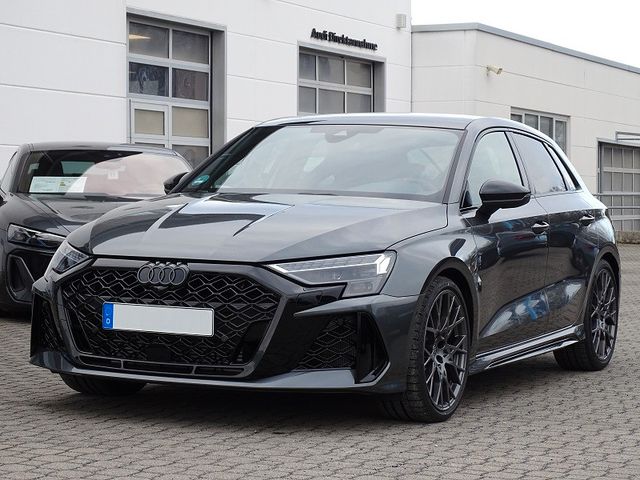 Audi RS3 Sportback 2.5 TFSI quattro - SONOS Premium