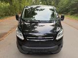Ford Tourneo Custom Titanium 9-Sitzer Klima - gebrauchte Ford Transit aus dem Jahr 2015