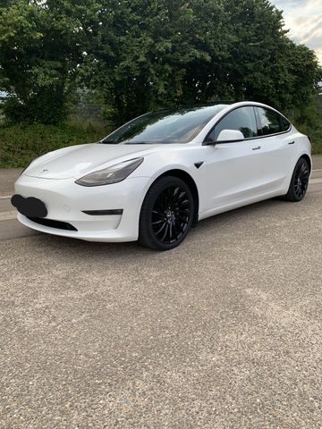 TESLA Model 3 Dual Motor Long Range