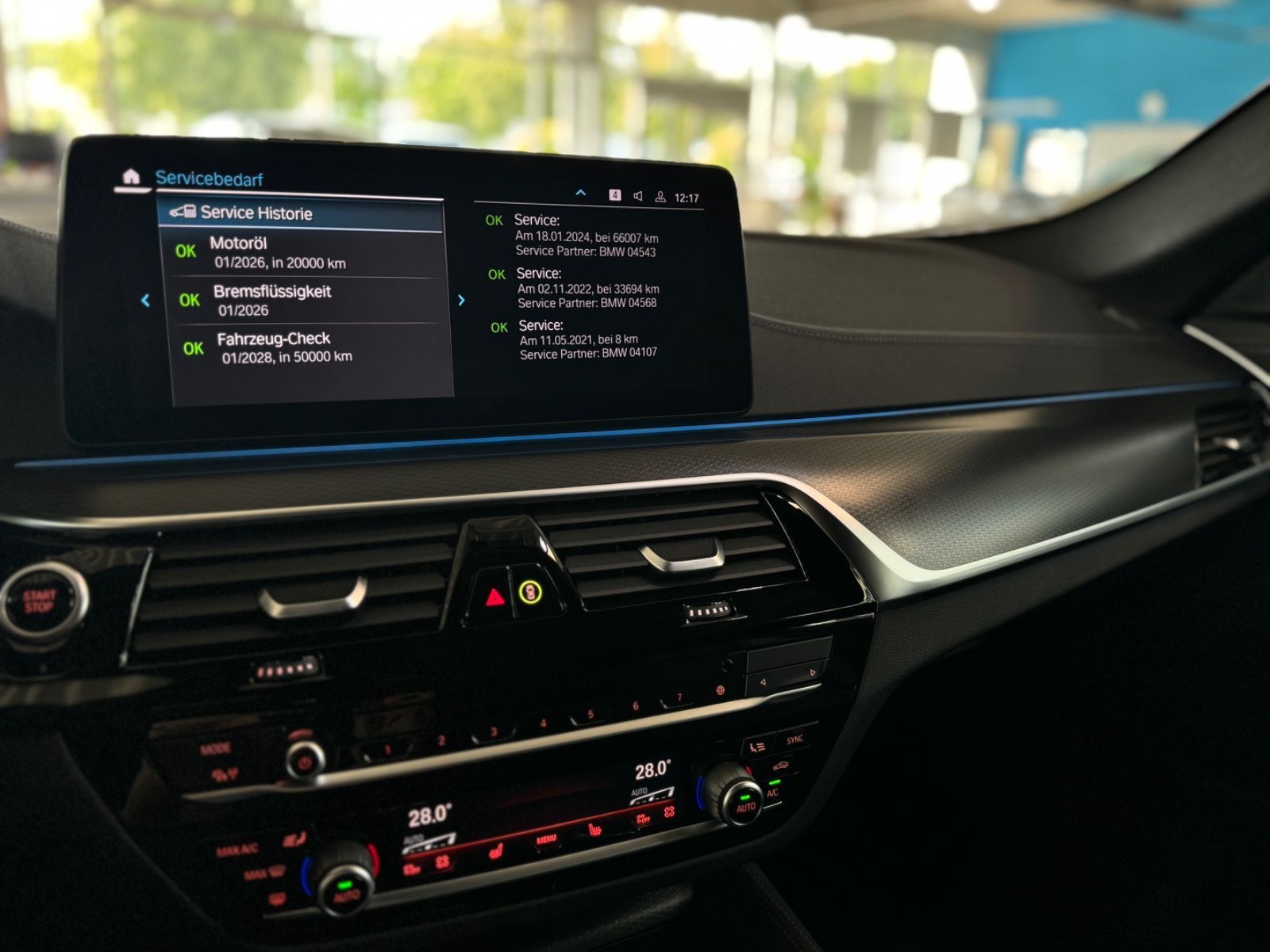 Fahrzeugabbildung BMW 530e xD M Sport Kamera Laser HUD DAB HiFi Komfor