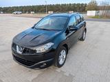 Nissan Qashqai+2 1.6 dCi DPF AHK Allwetter - Nissan Qashqai+2: Van