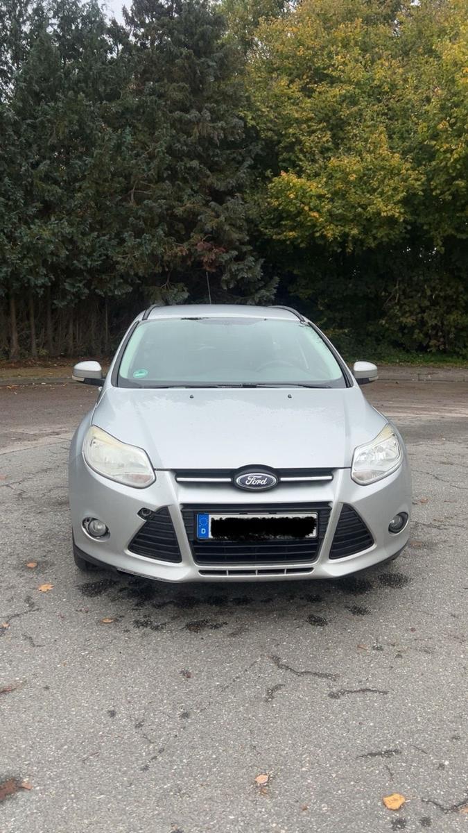 Ford Focus 2011 — photo 5