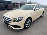 Mercedes-Benz E 200 d T-Modell Avantgarde 1.Hand,Scheckheft MB - Mercedes-Benz E 200 in Rostock