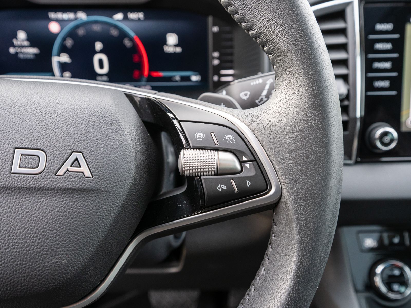 Skoda Karoq - Bild 18