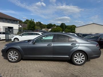Mercedes S 320 - 4