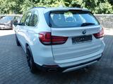 BMW X5 xDrive 40 d Leder Auto PANO AHK NAVI LED - BMW X5: 40d Xdrive