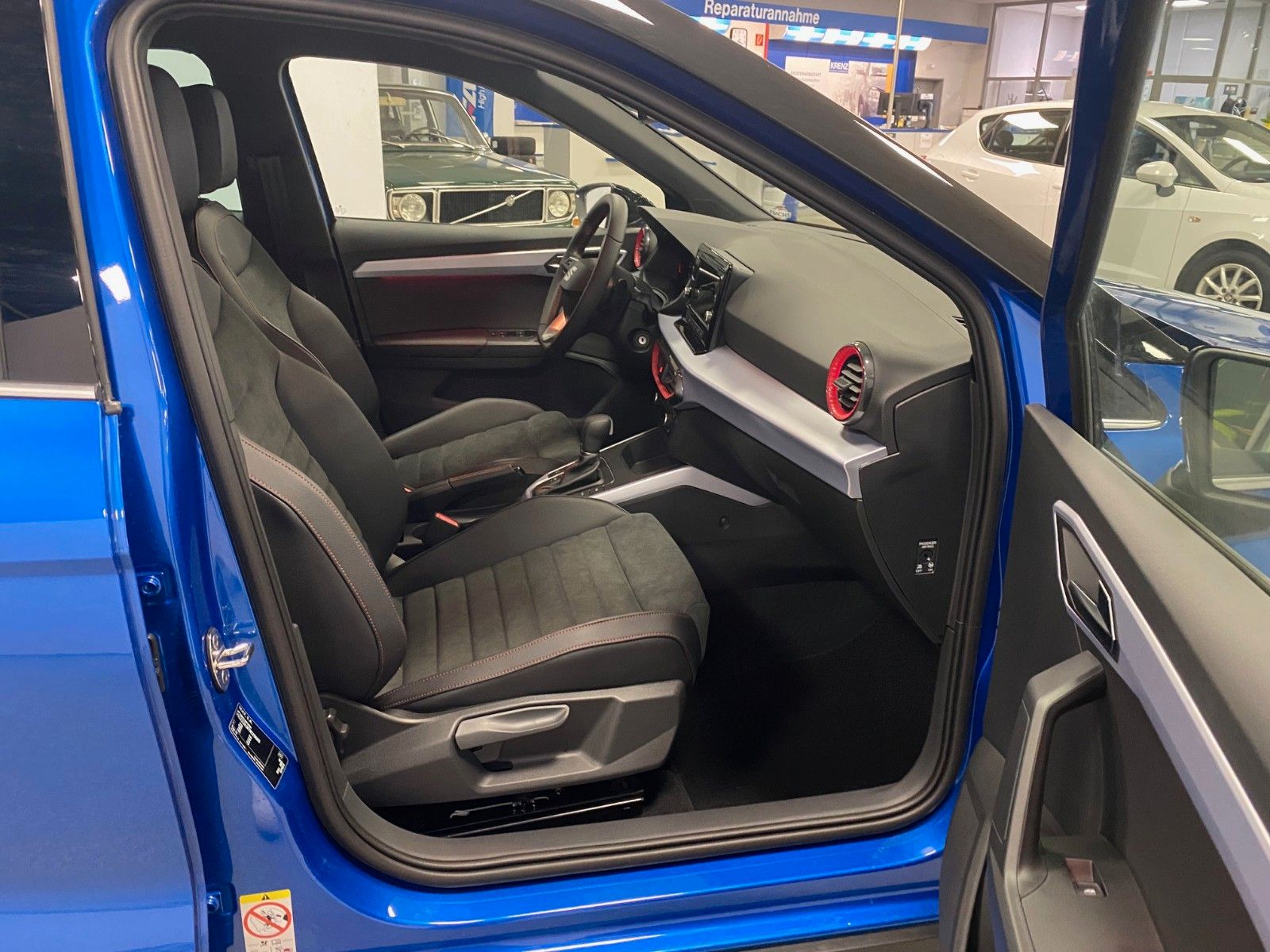 Fahrzeugabbildung SEAT Arona 1.0 TSI FR Garantie 2030+voll LED++KAMERA+
