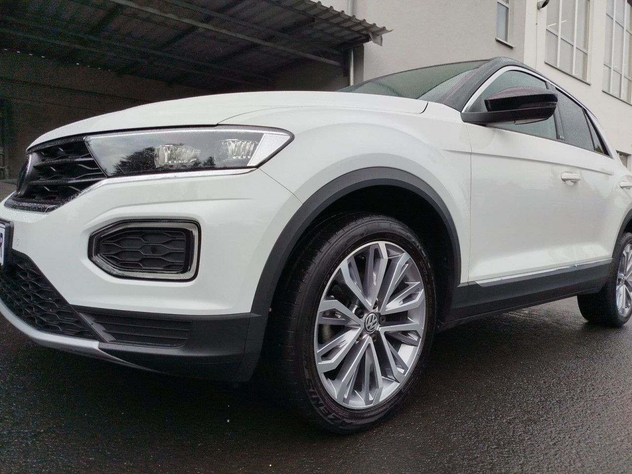 Fahrzeugabbildung Volkswagen T-ROC Style ACTIVE 1.5 TSI DSG Standhg Navi