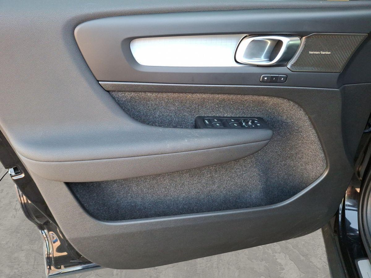 Volvo XC40 Black Edition Plus, B3 360°Kamera Harman/Ka