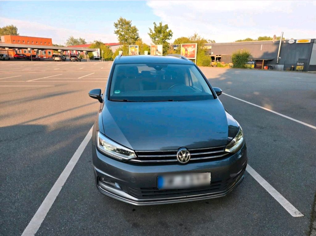 Image of Volkswagen Touran