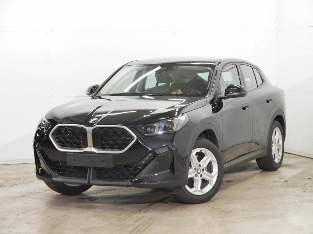 Image of BMW X2
