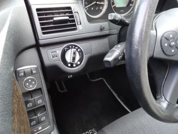 Bild 8 Mercedes-Benz C 200 C -Klasse Lim. C 200 Kompressor