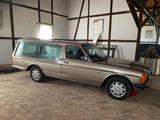 Mercedes-Benz Mercedes 123, Leichenwagen, BestattungsWag... - Mercedes-Benz aus 1987 mit Diesel-Antrieb