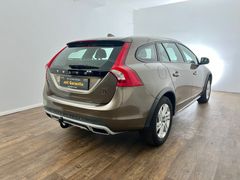 VOLVO V60 CROSS COUNTRY D4 / 1.H/ CARPLAY/ 2017/ AUTOM