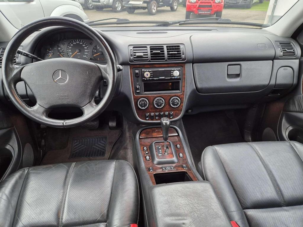 Mercedes-Benz ML 270