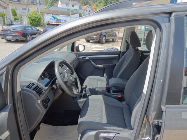 Fahrzeugabbildung Volkswagen Touran Trendline/2.Hd/PDC/Klima/Steuerkette NEU/