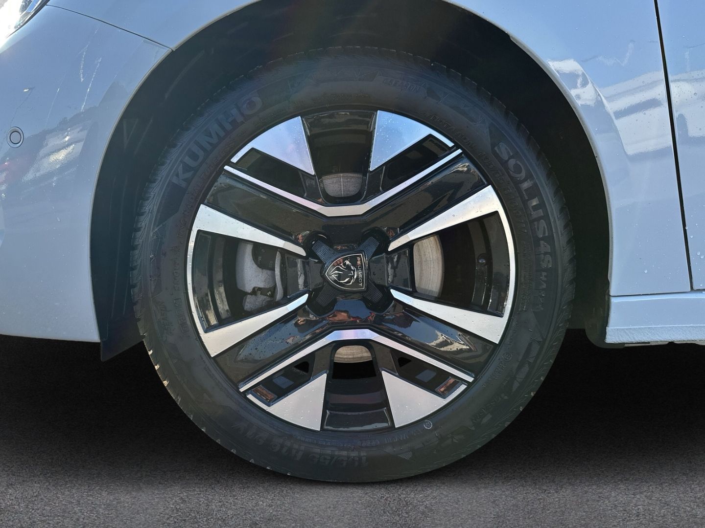Fahrzeugabbildung Peugeot 208 Allure 360 Kamera LED Klimaautom Fahrerprofi