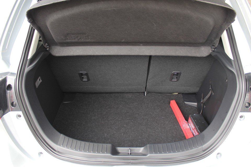 Fahrzeugabbildung Mazda 2 Exclusive-Line G-90 AT TOU-P ACAA NAVI Klimaau