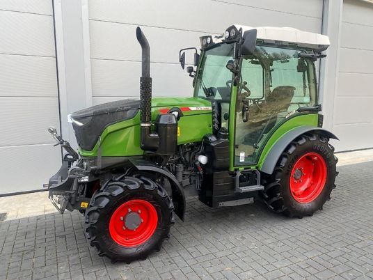 Fendt 211 V Gen.3 PROFI+ Profiplus LED, Infotainment