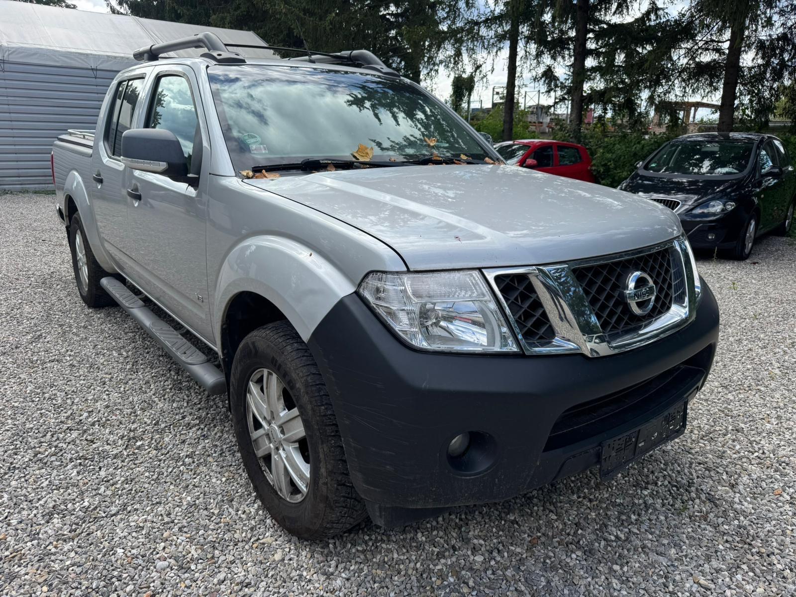Nissan Navara Pickup Double Cab LE V6 4x4 LB MOTORSCHAD