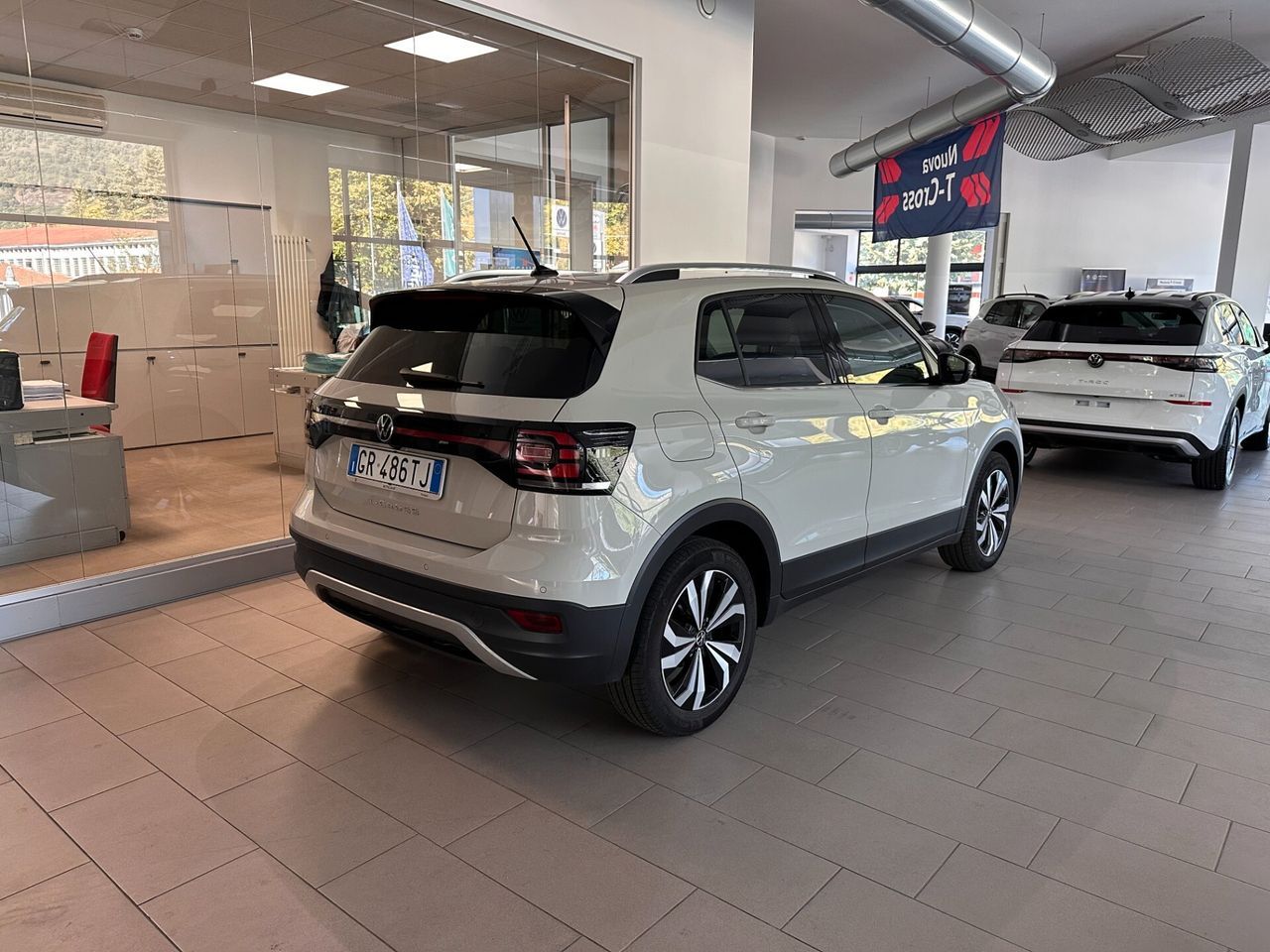 Volkswagen T-Cross 1.0 TSI 110 CV DSG Sport imagem 3