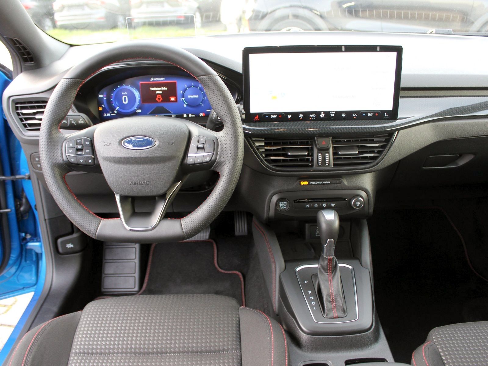 Fahrzeugabbildung Ford Focus ST-Line X 1,0 EcoBoost Mild-Hybrid